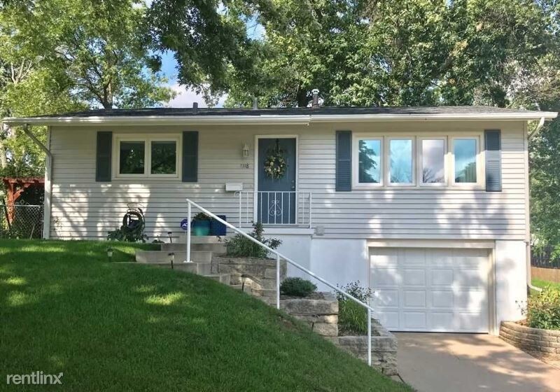 Primary Photo - 3 br, 2 bath House - 1118 Spruce Hills Dr.