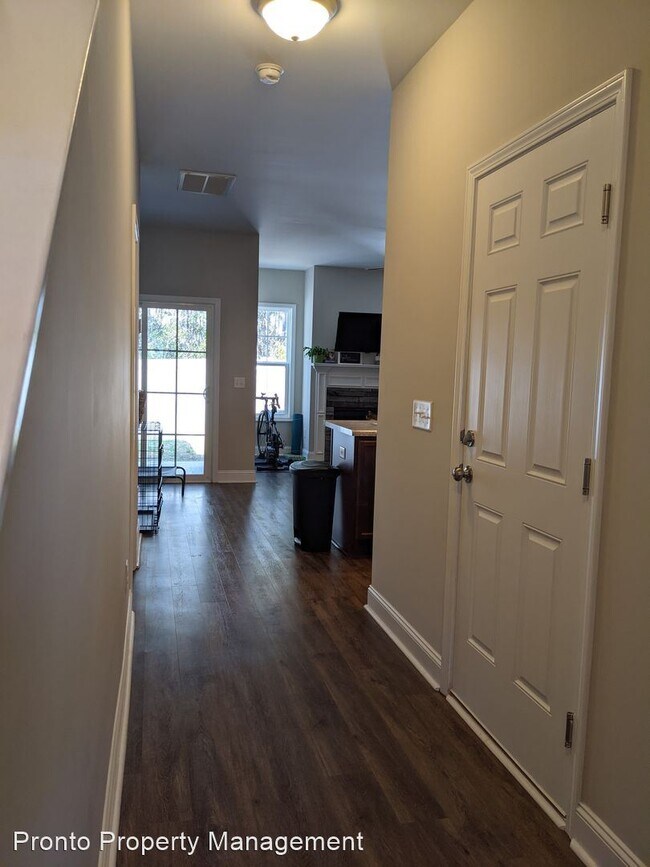 Building Photo - 3 br, 2.5 bath House - 506 Stone Crab Lane