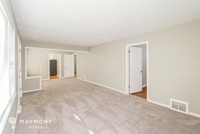 Building Photo - 10808 E 58 St