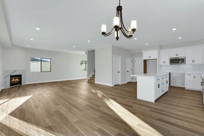 Foto del edificio - Unit available for rent- incredible locati...