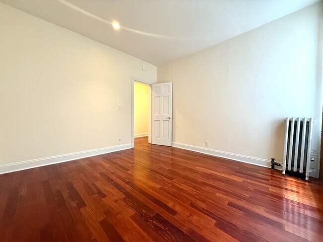 Foto del edificio - 280 Fort Washington Ave
