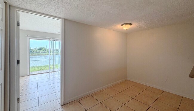 Foto del edificio - 12346 Fox Hound Ct