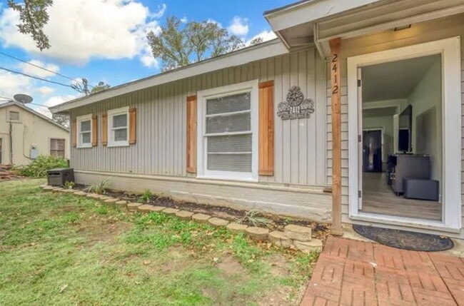 Photo - Recently Remodeled 3-Bedroom Home with Gat...