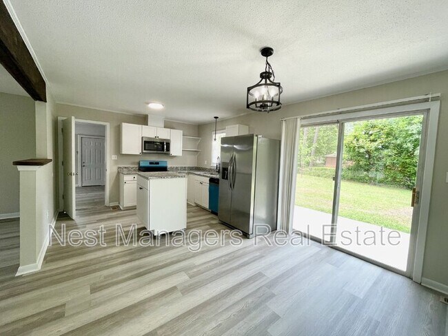 Foto del edificio - 7566 Carrollburg Dr