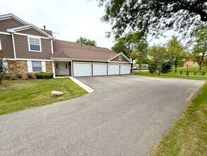 Building Photo - 601 Hanover Ct