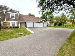 Building Photo - 601 Hanover Ct