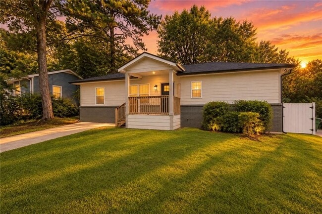 Building Photo - 1639 Bridgeport Dr NW