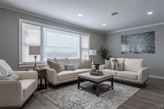 Foto del edificio - 211 10th Ave