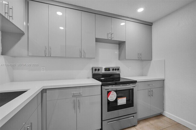 Foto del edificio - 10015 NW 4th St