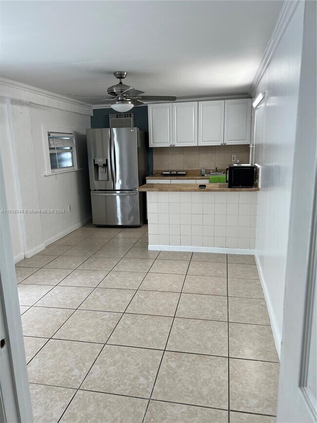 Building Photo - 13360 SW 43rd St