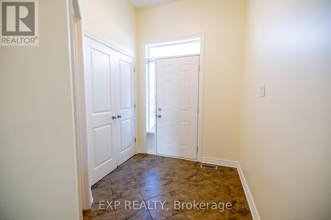Building Photo - 134 Whispering Winds Way