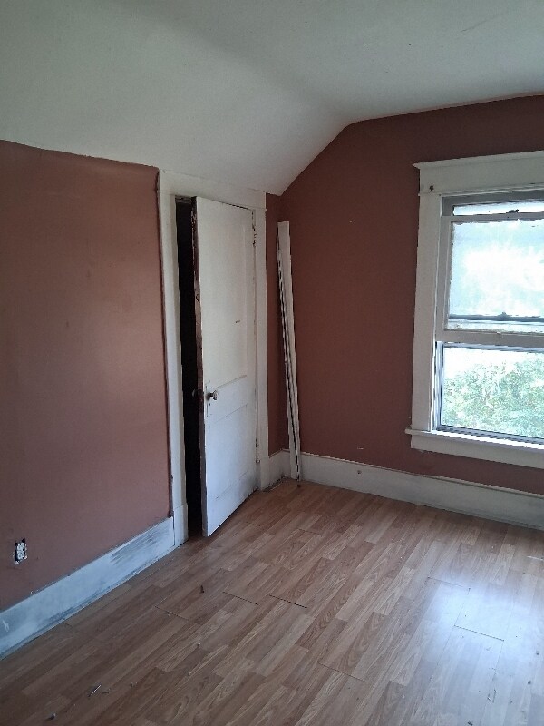 Foto del edificio - 1803 Pointview Ave