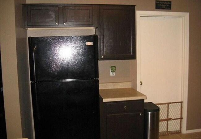 Foto del edificio - 23952 W Desert Bloom St