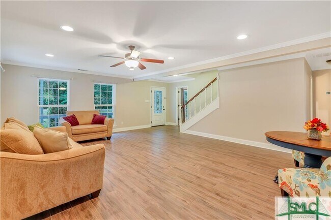 Foto del edificio - 23 Live Oak Dr