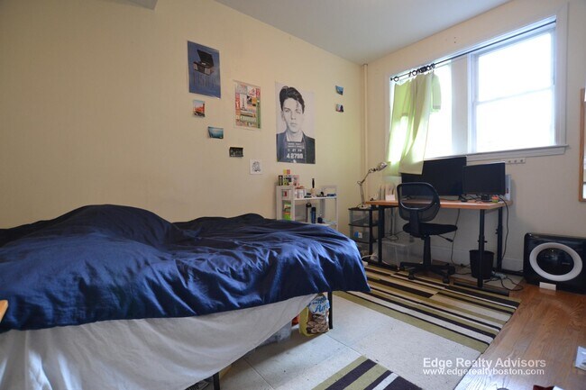 Foto del edificio - 193 Pleasant St