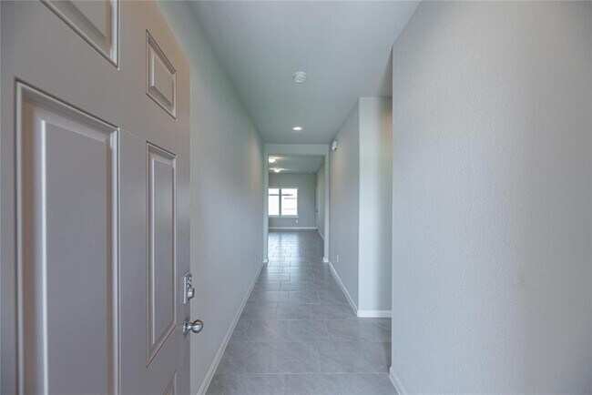 Building Photo - 29710 Foliage Ln