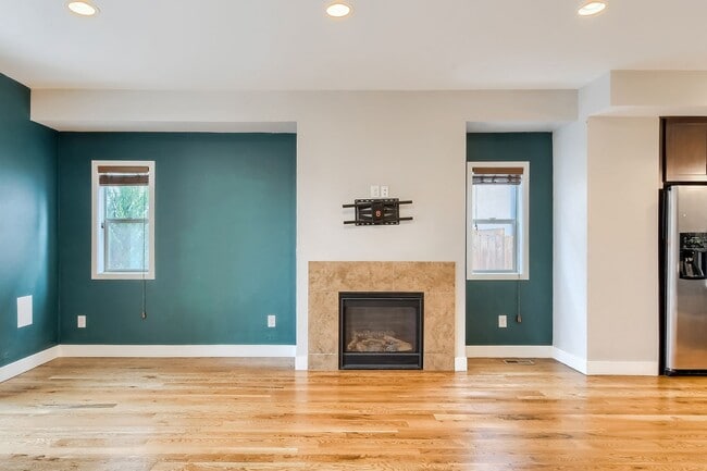Foto del edificio - 3 Bedroom townhome in Denver
