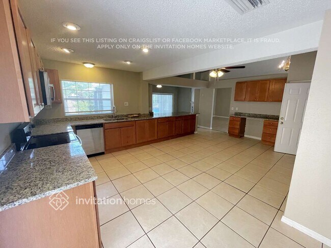 Foto del edificio - 1840 Candlestick Ct