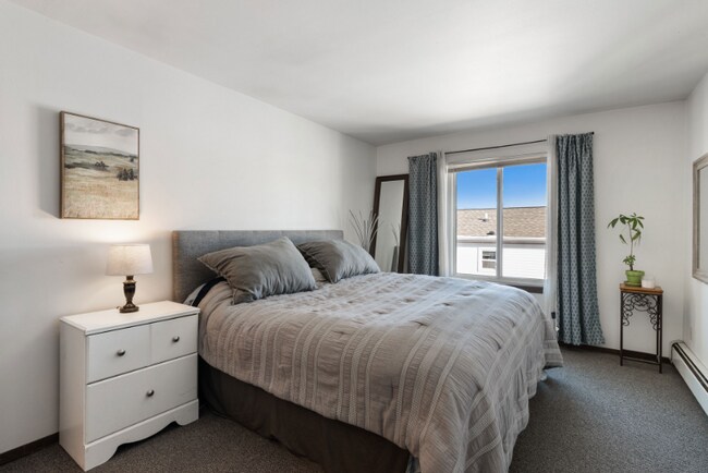 Foto del edificio - 7900 Harwood Ave