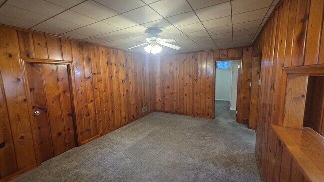 Building Photo - "Charming 1-Bedroom Duplex Retreat in Ogden – Your Cozy Haven Awaits!"