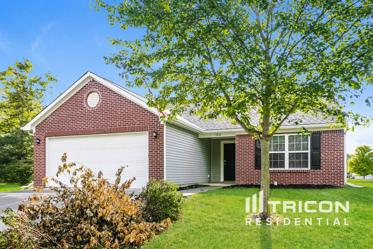 Foto principal - 1010 Maple Run Dr
