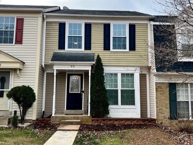 Come Home To This Updated And Convenient 3 Bed 3.5 Bath Townhome In Derwood! Now Available! - Come Home To This Updated And Convenient 3 Bed 3.5 Bath Townhome In Derwood! Now Available!