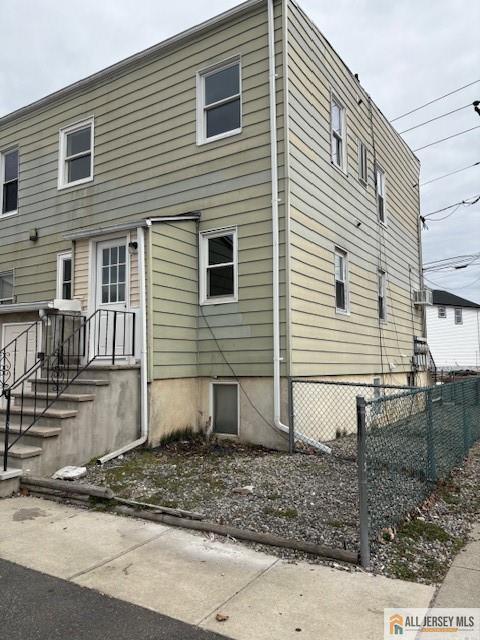 Building Photo - 1 Hudson St