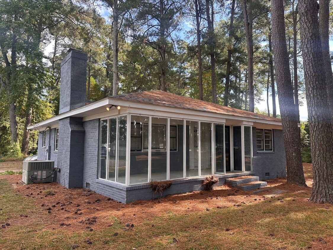 Primary Photo - RENTAL HOME 3BD/2BTH
