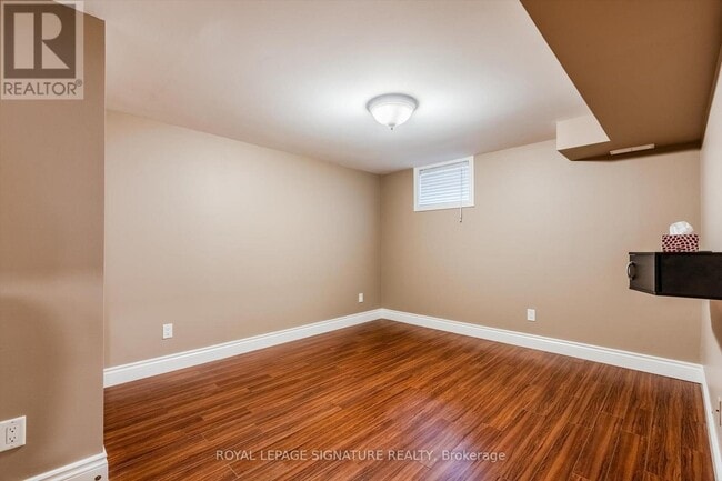 Photo du bâtiment - 10 Dalecliff Crescent