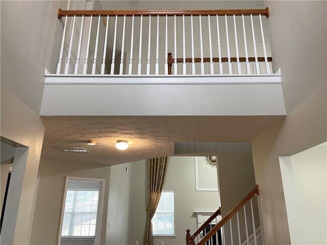 Building Photo - 3823 Roxberry Hill Ln NE