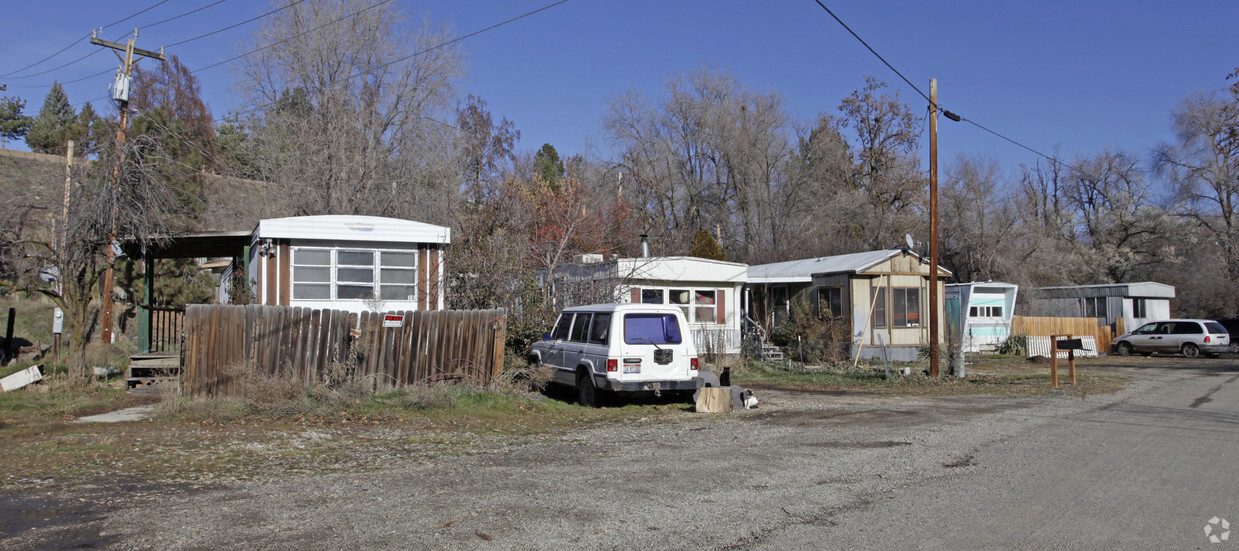 Primary Photo - Canyon Street MHP