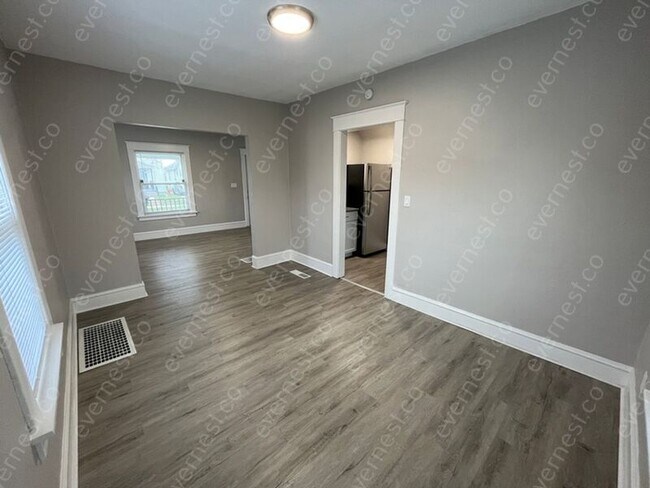 Building Photo - 1328 Colburn St