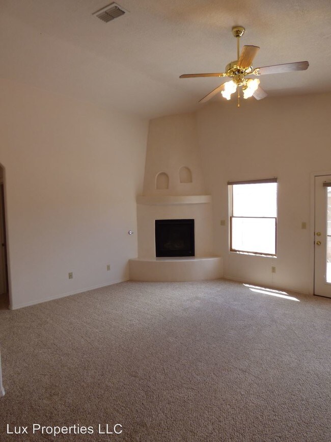 Building Photo - 4705 Eyota Dr NW
