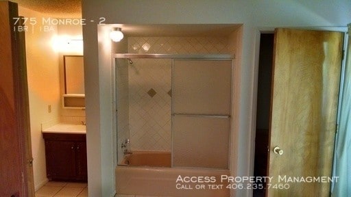 Building Photo - The sounds of Rattlesnake Creek await you!