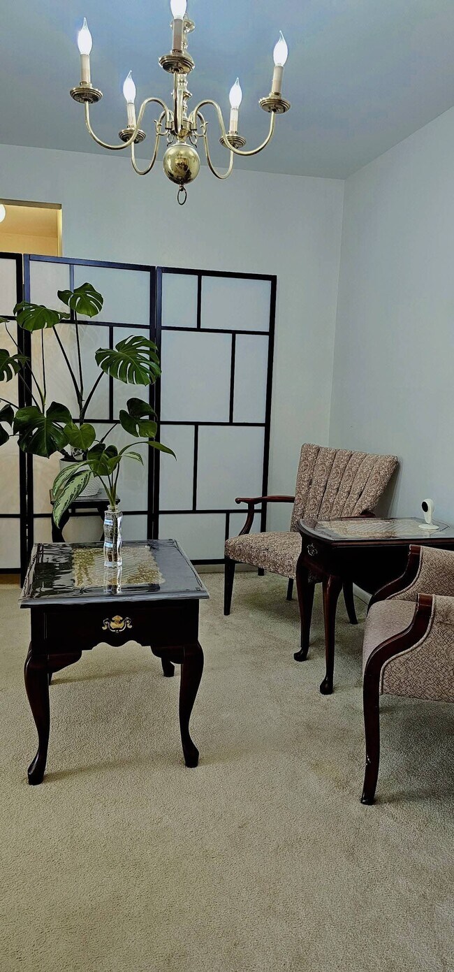 Foto del edificio - 8310 Tobin Rd