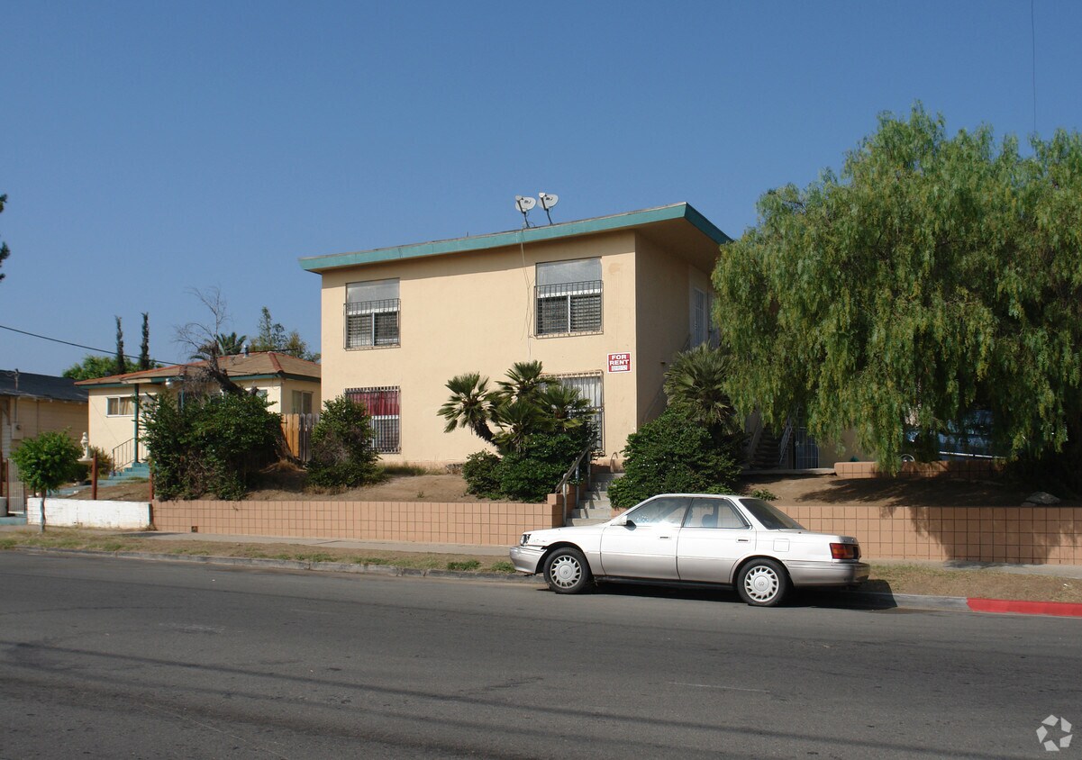 Building Photo - 4270 Myrtle Ave