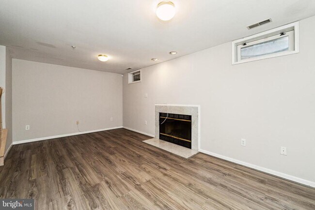 Foto del edificio - 9236 Owings Choice Ct