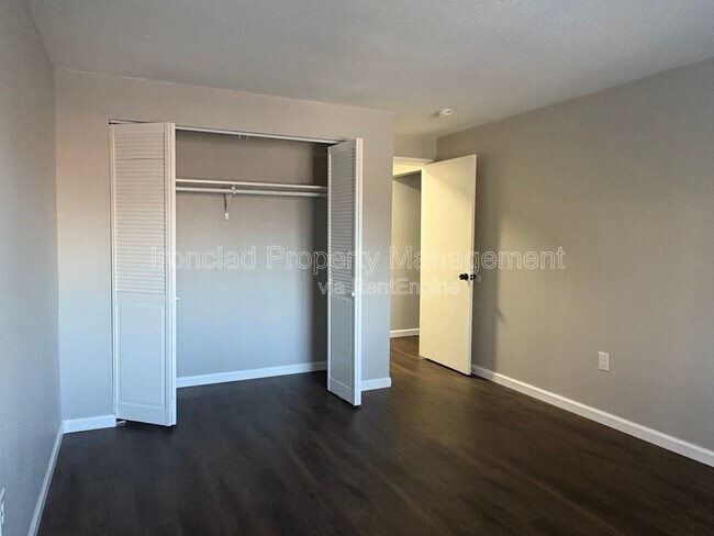 Foto del edificio - 818 Pine St