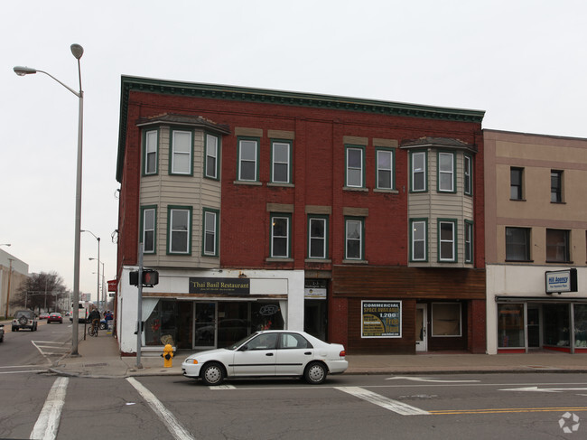 Foto del edificio - 1-3 Washington Ave