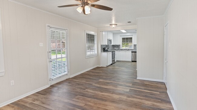Building Photo - Charming 2-Bedroom Home in the Heart of Po...