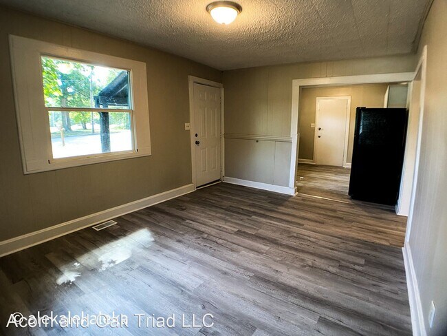 Foto del edificio - 2 br, 1 bath House - 505 Henry Pl