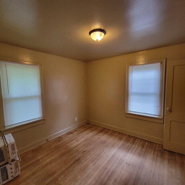 Foto del edificio - 3 Bedroom Westside Home