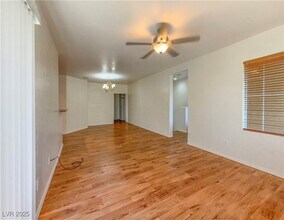 Building Photo - 6868 Sky Pointe Dr