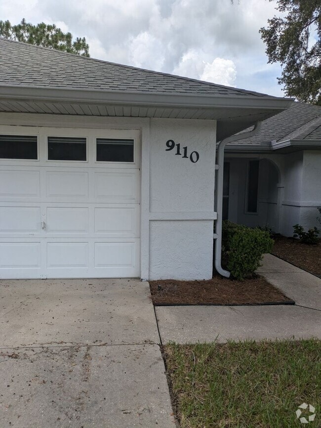 Building Photo - 9110 SW 192nd Court Rd