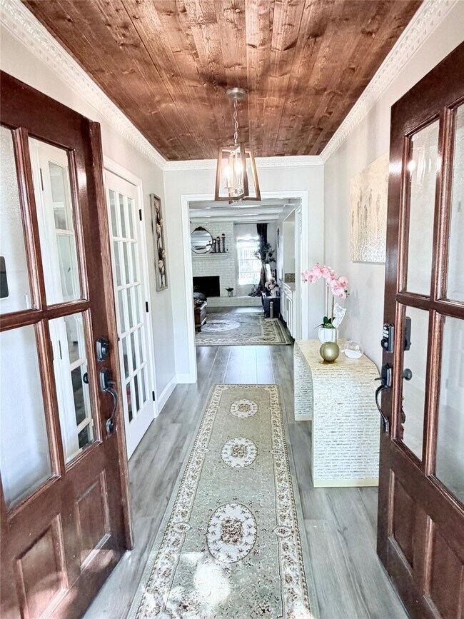 Foto del edificio - 7146 Bayou Forest Dr