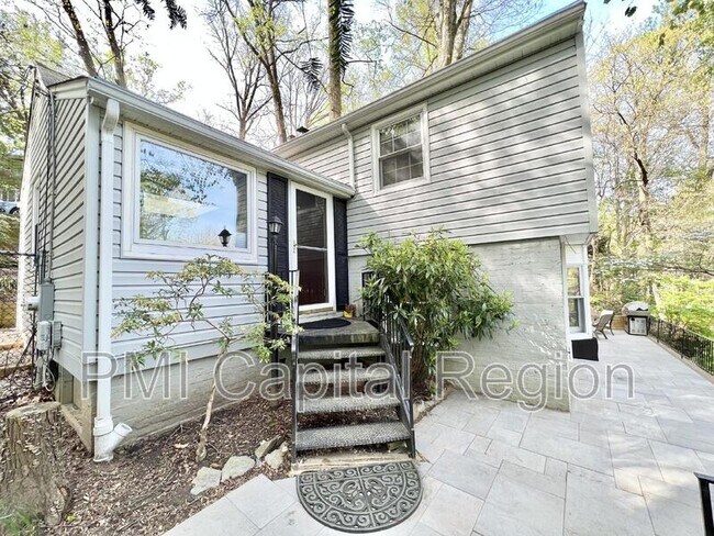 Building Photo - 909 Sligo Creek Pkwy