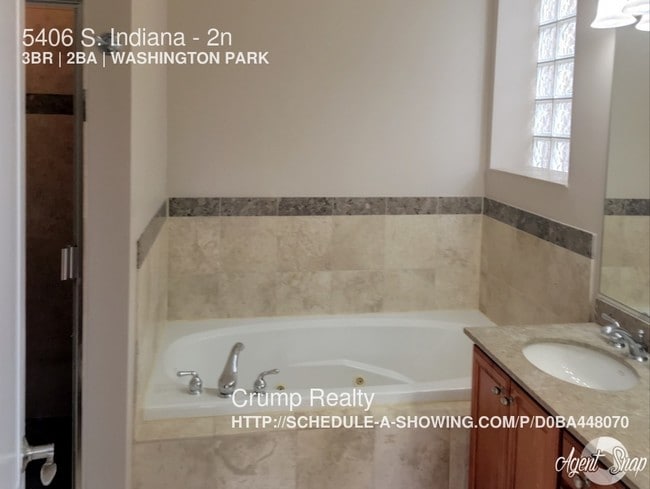 Building Photo - 5406 S Indiana Ave