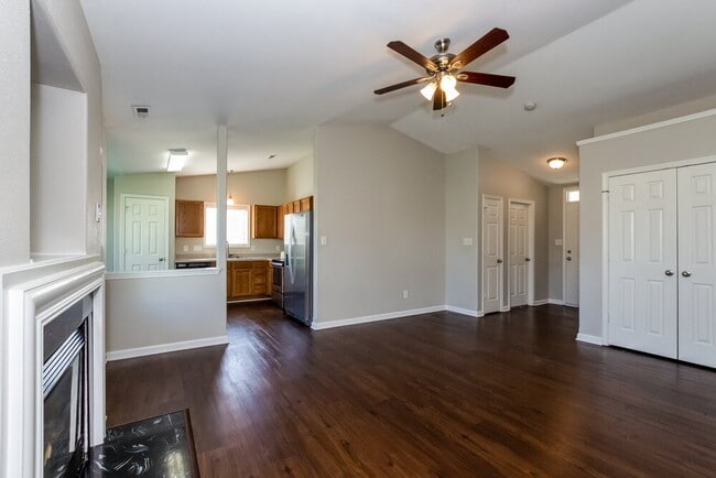 Building Photo - 13115 Ambrosia St