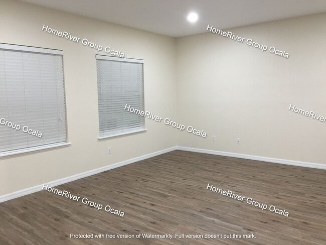 Building Photo - Large 4 bed in SW Ocala