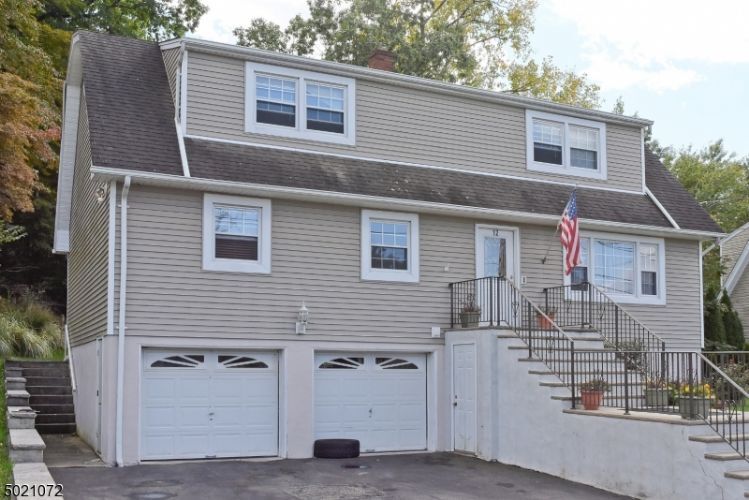 Primary Photo - 12 Borman Dr